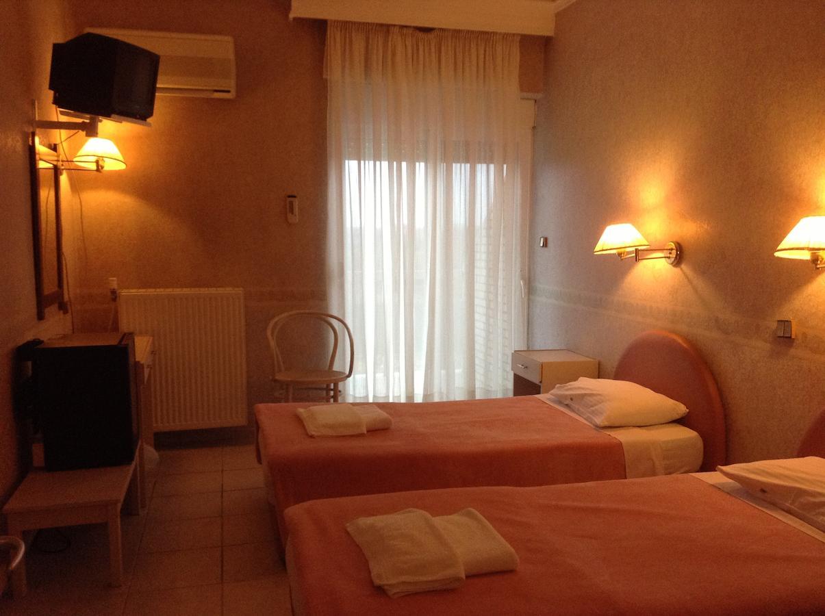 Plotini Hotel Dhidhimotikhon Room photo
